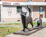 Памятник котам ворующим сосиски.jpg